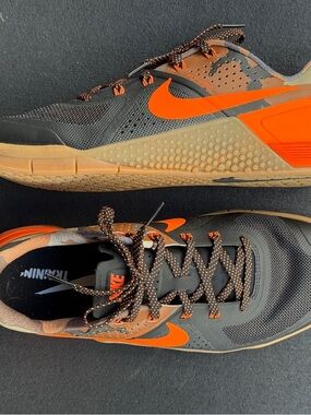Nike MetCon 1 “PR HUNTER”